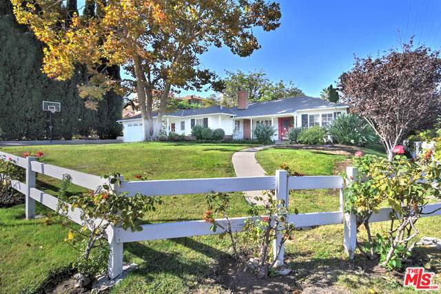 4775 Yarmouth Avenue - Photo 1