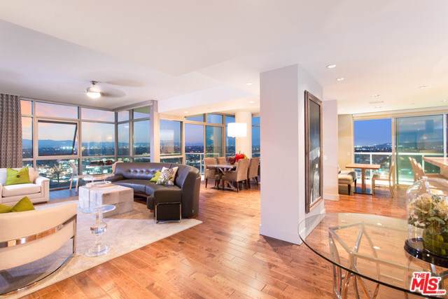 13650 Marina Pointe Drive - Photo 1