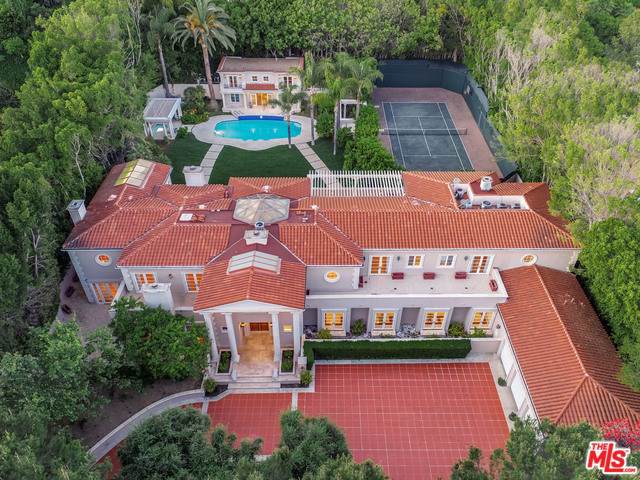 407 Robert Lane - Photo 1