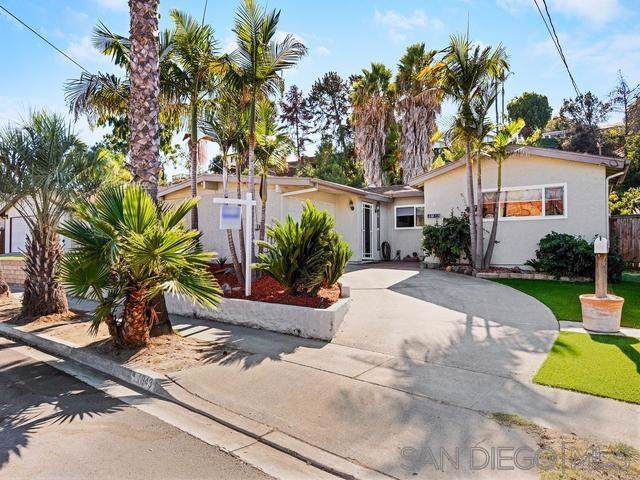 4943 Chateau Dr - Photo 1