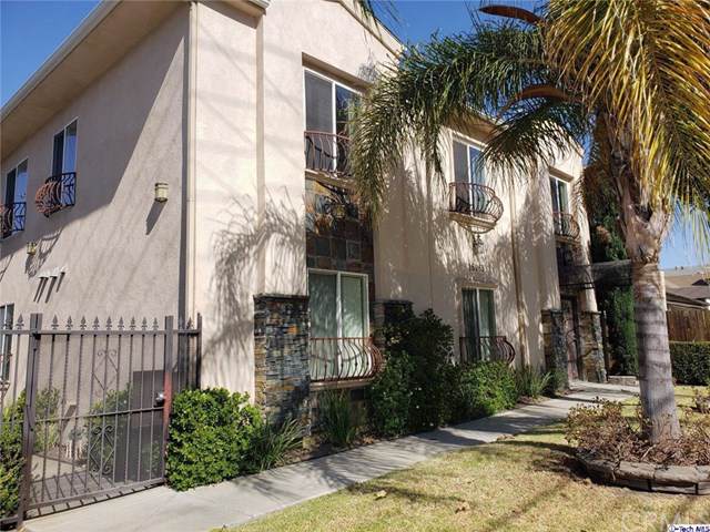 15965 Victory Boulevard - Photo 1