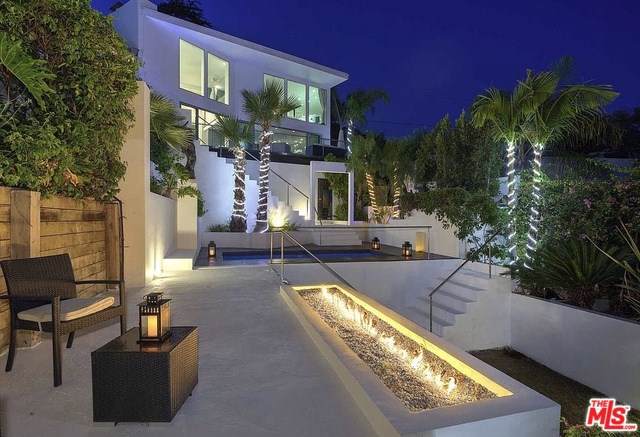 8380 Hollywood - Photo 1