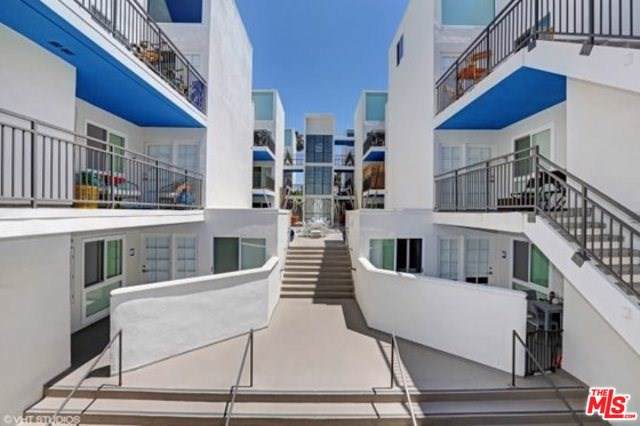 616 Esplanade - Photo 1