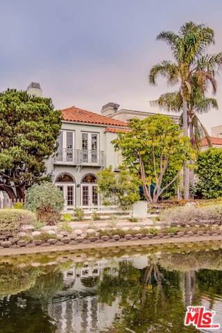 409 Howland Canal - Photo 1