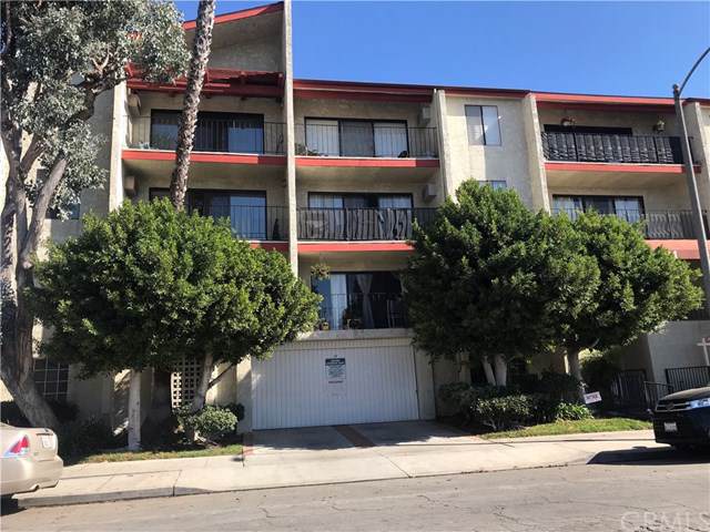 3530 Elm Avenue - Photo 1