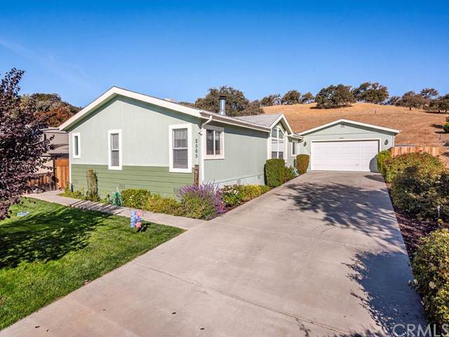 2565 Bridle Trail Lane - Photo 1