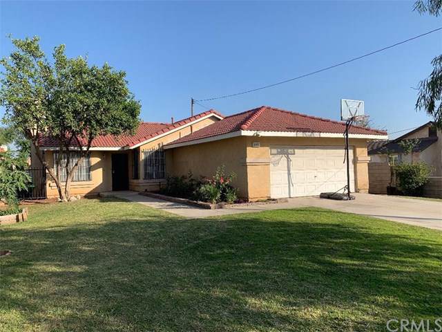 8975 Beech Avenue - Photo 1
