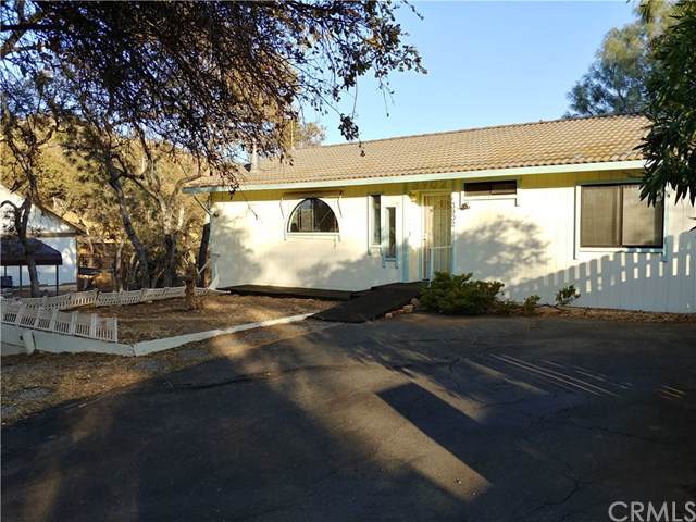 3902 Oak Drive - Photo 1