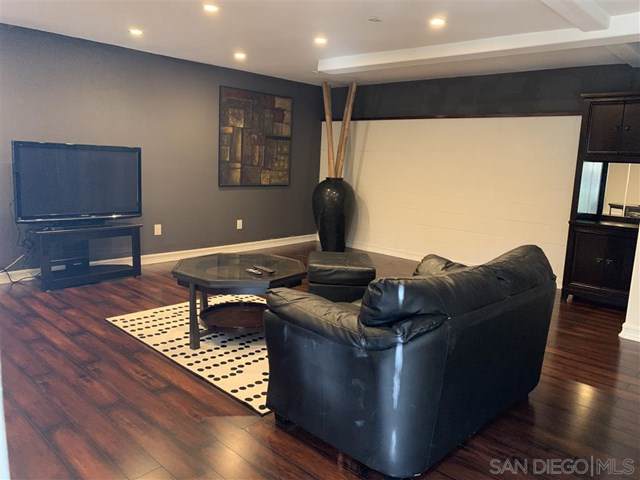 3345 Oliphant St - Photo 1