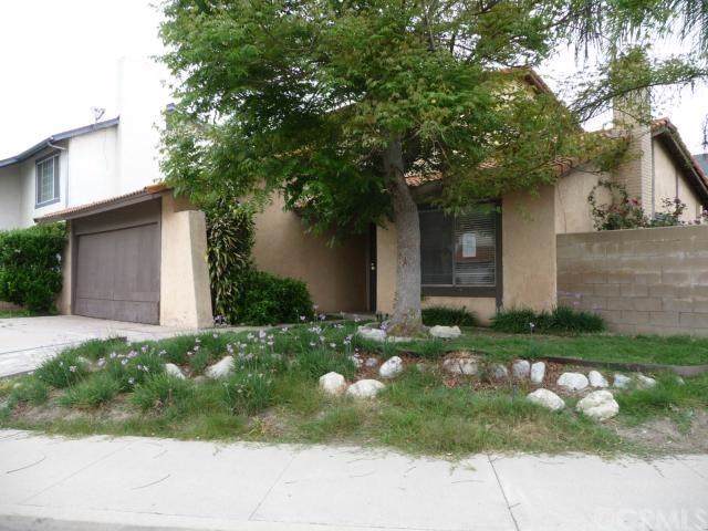 13569 Daisy Lane - Photo 1