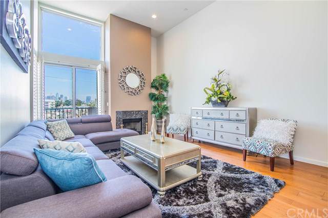 1049 Hobart Boulevard - Photo 1