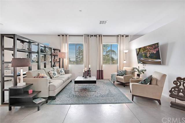 435 Center Street Promenade - Photo 1