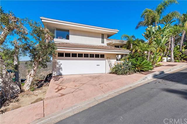 1415 Skyline Drive - Photo 1