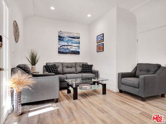 5075 Edgewood Place - Photo 1