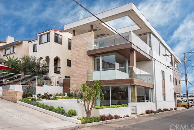 216 13th Street - Photo 1