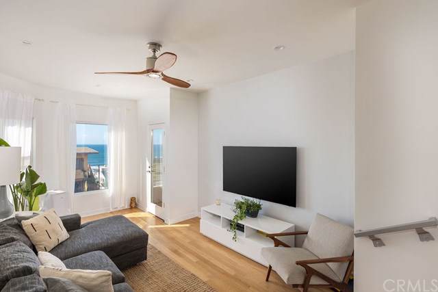 330 41st Street - Photo 1