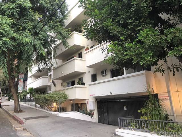 960 Larrabee Street - Photo 1