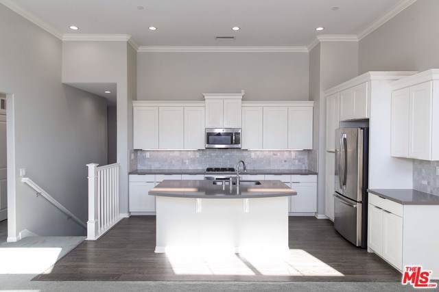 86 Rose Arch - Photo 1