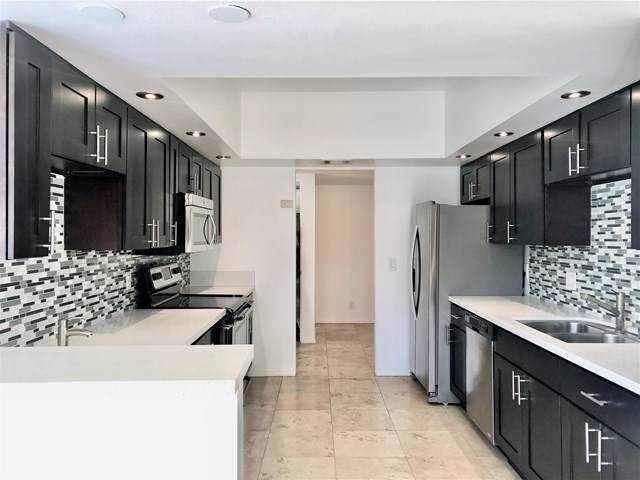489 Desert Lakes Drive - Photo 1