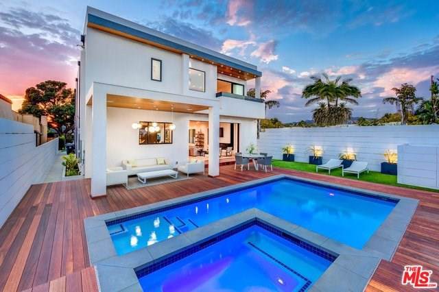 736 Curson Avenue - Photo 1