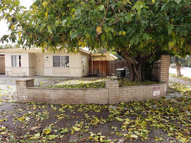 2499 Oakland Avenue - Photo 1
