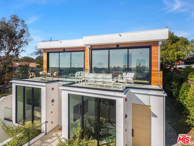 723 Pier Avenue - Photo 1