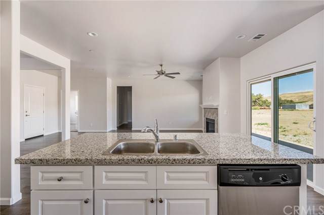 805 Sagitta Way - Photo 1