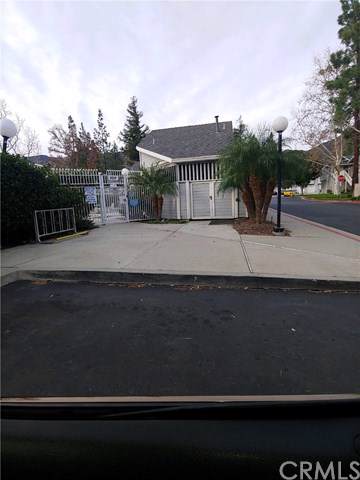 284 Evergreen Court - Photo 1