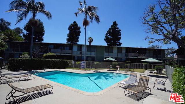 11133 Rose Avenue - Photo 1