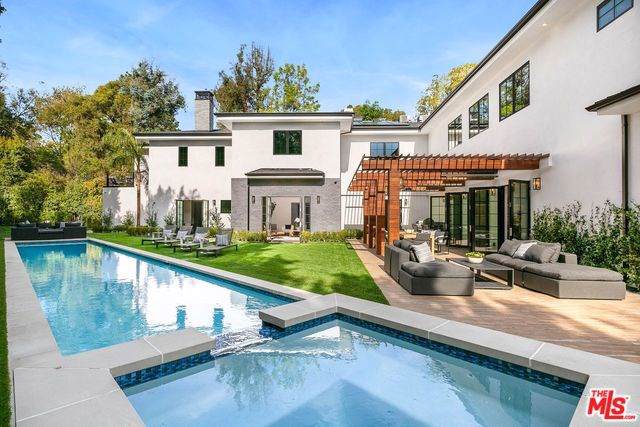 11595 Sunset Boulevard - Photo 1
