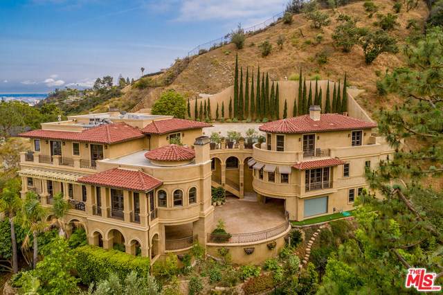 1744 Stone Canyon Road - Photo 1