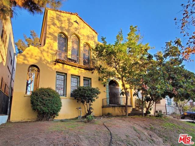 108 Kenmore Avenue - Photo 1