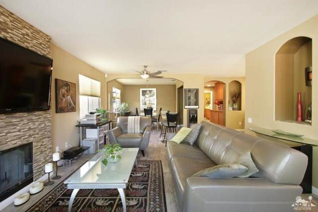53720 Avenida Mendoza - Photo 1