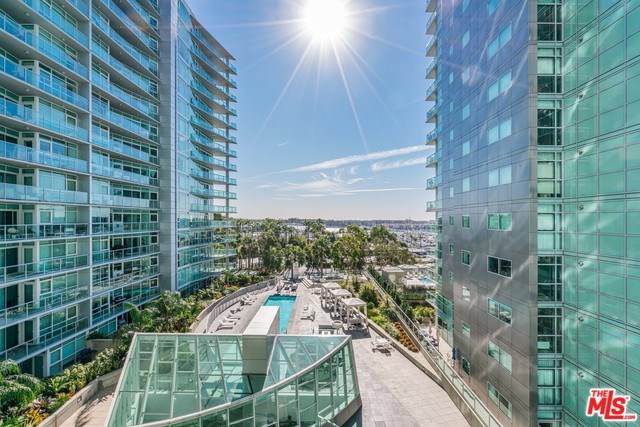 13600 Marina Pointe Drive - Photo 1 13600 Marina Pointe Drive - Photo 1