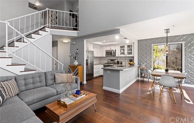 543 Victoria Street - Photo 1
