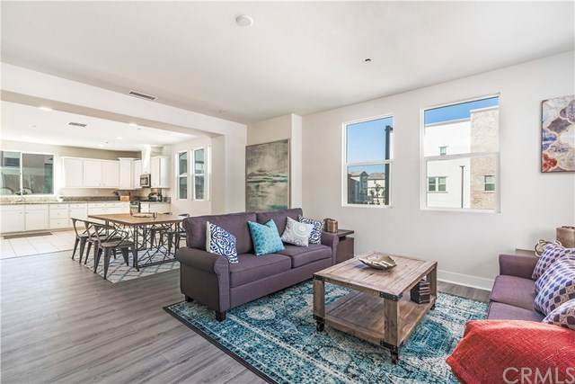 1236 Harbor - Photo 1