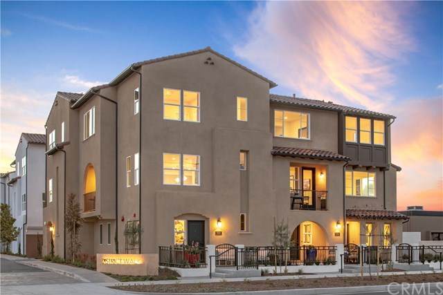 634 Kinney Way - Photo 1