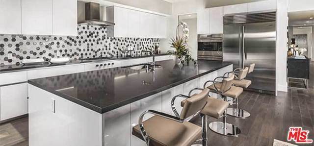 332 Green Street - Photo 1