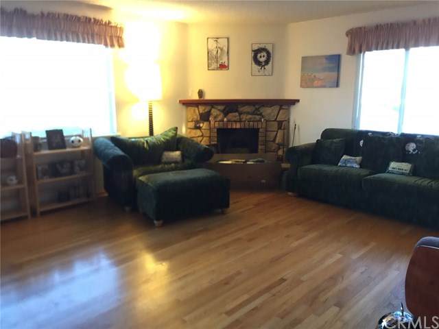 613 4th Street - Photo 1