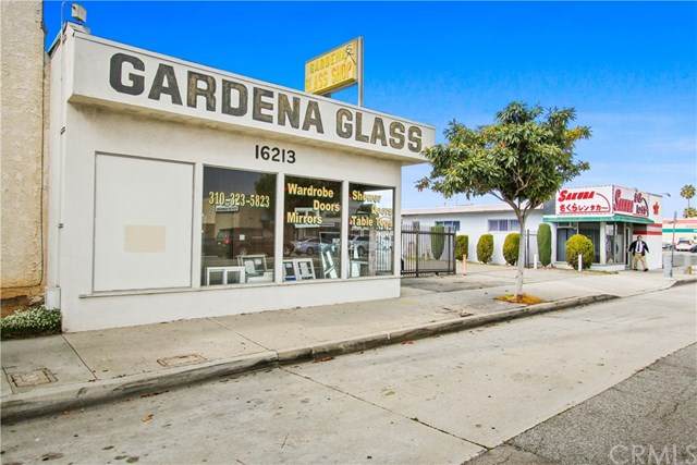 16213 Western - Photo 1