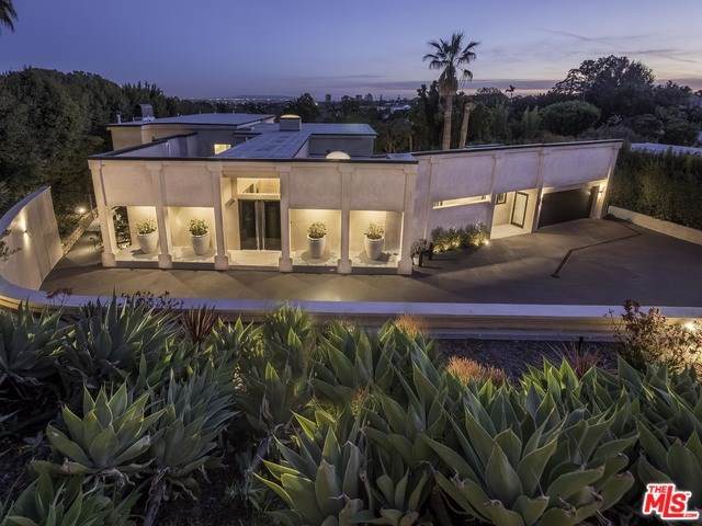 141 Ashdale Avenue - Photo 1