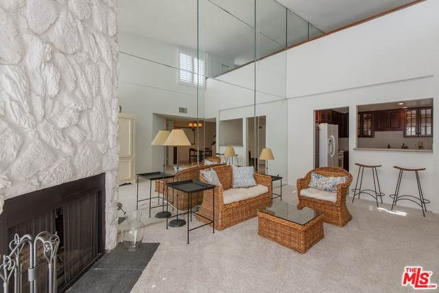 8162 Manitoba Street - Photo 1