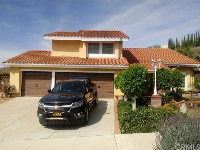 5577 Barnard Street - Photo 1