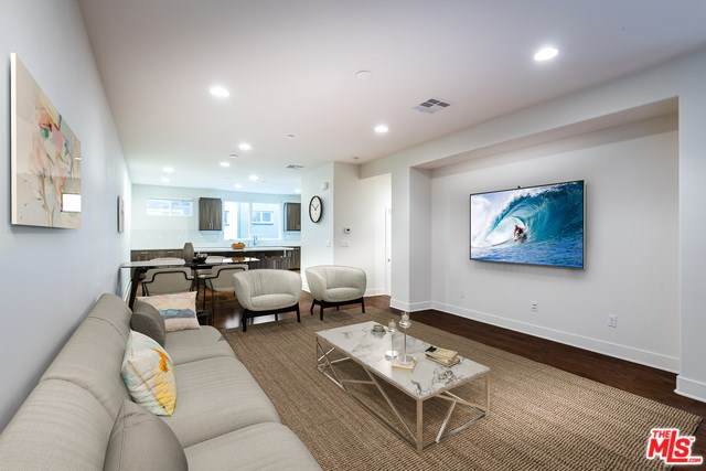 5138 Melrose Avenue - Photo 1 5138 Melrose Avenue - Photo 1