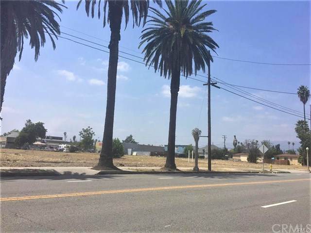864 D Street - Photo 1