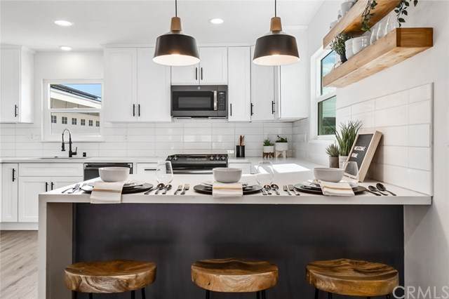 6623 Dillman Street - Photo 1