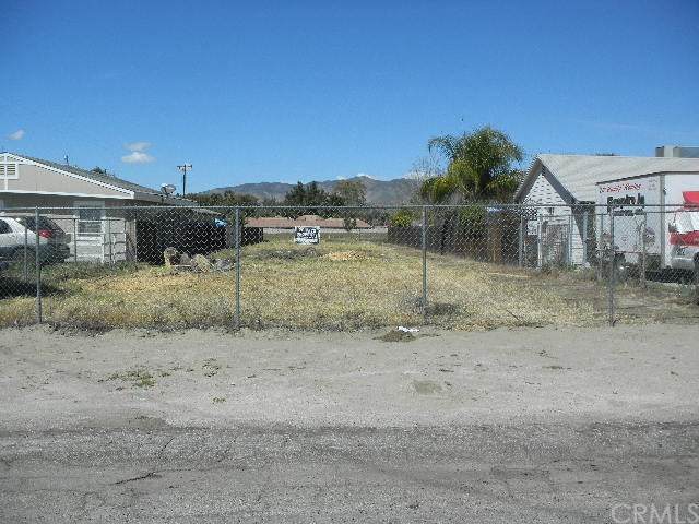 41078 Acacia Avenue - Photo 1