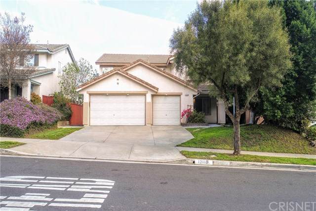 12118 Edgecliff Avenue - Photo 1