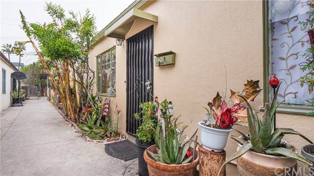 12111 Washington Place - Photo 1