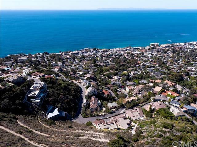 796 Gainsborough Drive - Photo 1